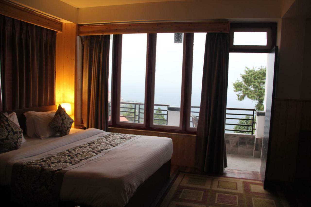 Bluben Alpine Hotel Pelling Exterior photo