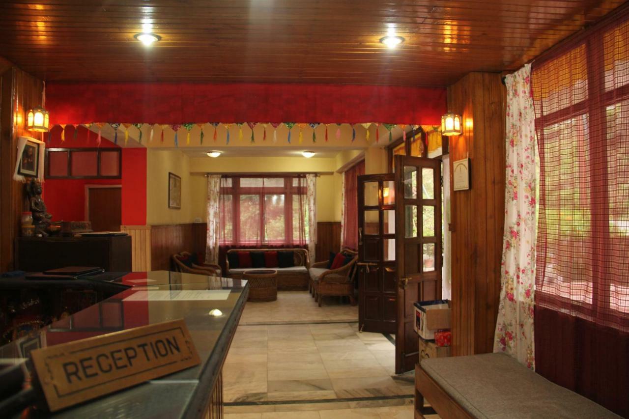 Bluben Alpine Hotel Pelling Exterior photo