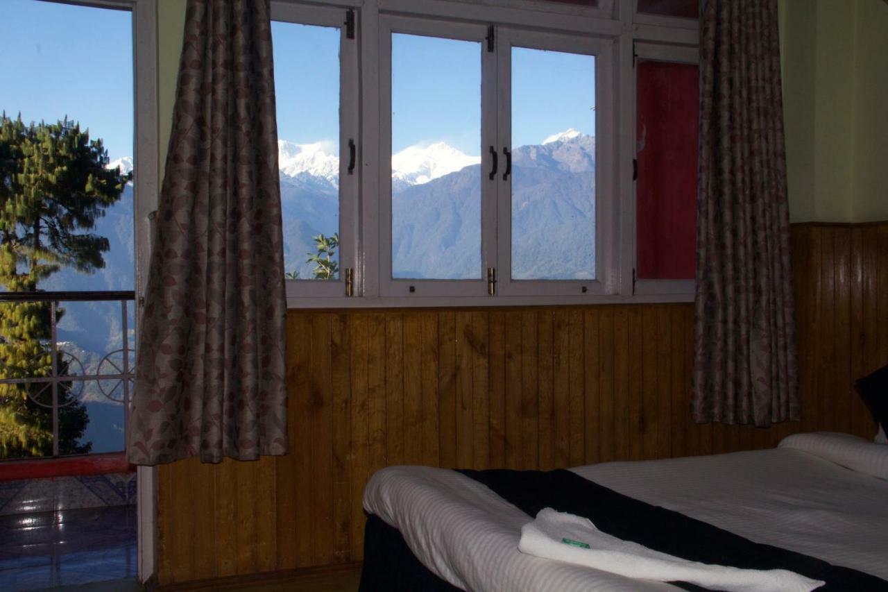 Bluben Alpine Hotel Pelling Exterior photo