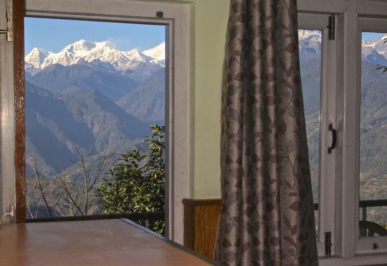 Bluben Alpine Hotel Pelling Exterior photo